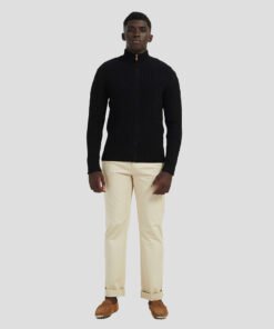 Мъжка Жилетка 10YE6855BLACK В Черен Цвят