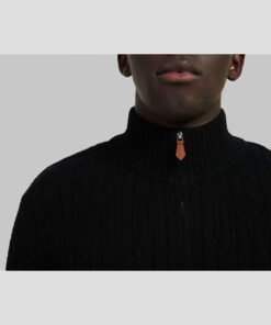 Мъжка Жилетка 10YE6855BLACK В Черен Цвят