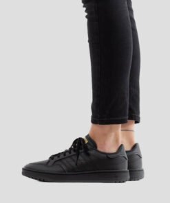 Юношески Кецове Adidas TEAM COURT J EF6808 Черен Цвят