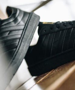 Юношески Кецове Adidas TEAM COURT J EF6808 Черен Цвят