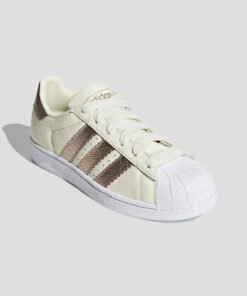 Кецове Adidas Superstar W CG6449 Бял Цвят Слонова Кост С Бронзово Лого