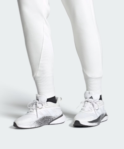 Маратонки Adidas Alpharesponse Бял Цвят С Контрастна Подметка В Черно И Тъмносиво