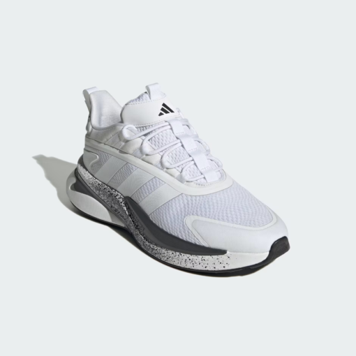 Маратонки Adidas Alpharesponse Бял Цвят С Контрастна Подметка В Черно И Тъмносиво