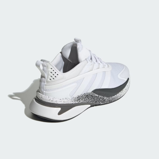 Маратонки Adidas Alpharesponse Бял Цвят С Контрастна Подметка В Черно И Тъмносиво