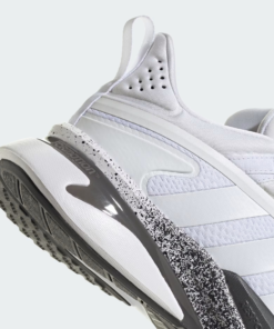 Маратонки Adidas Alpharesponse Бял Цвят С Контрастна Подметка В Черно И Тъмносивоя