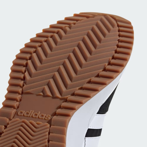 Маратонки Adidas Retropy F2 IH8838 Черен Цвят С Бяла Подметка И Бяло Лого
